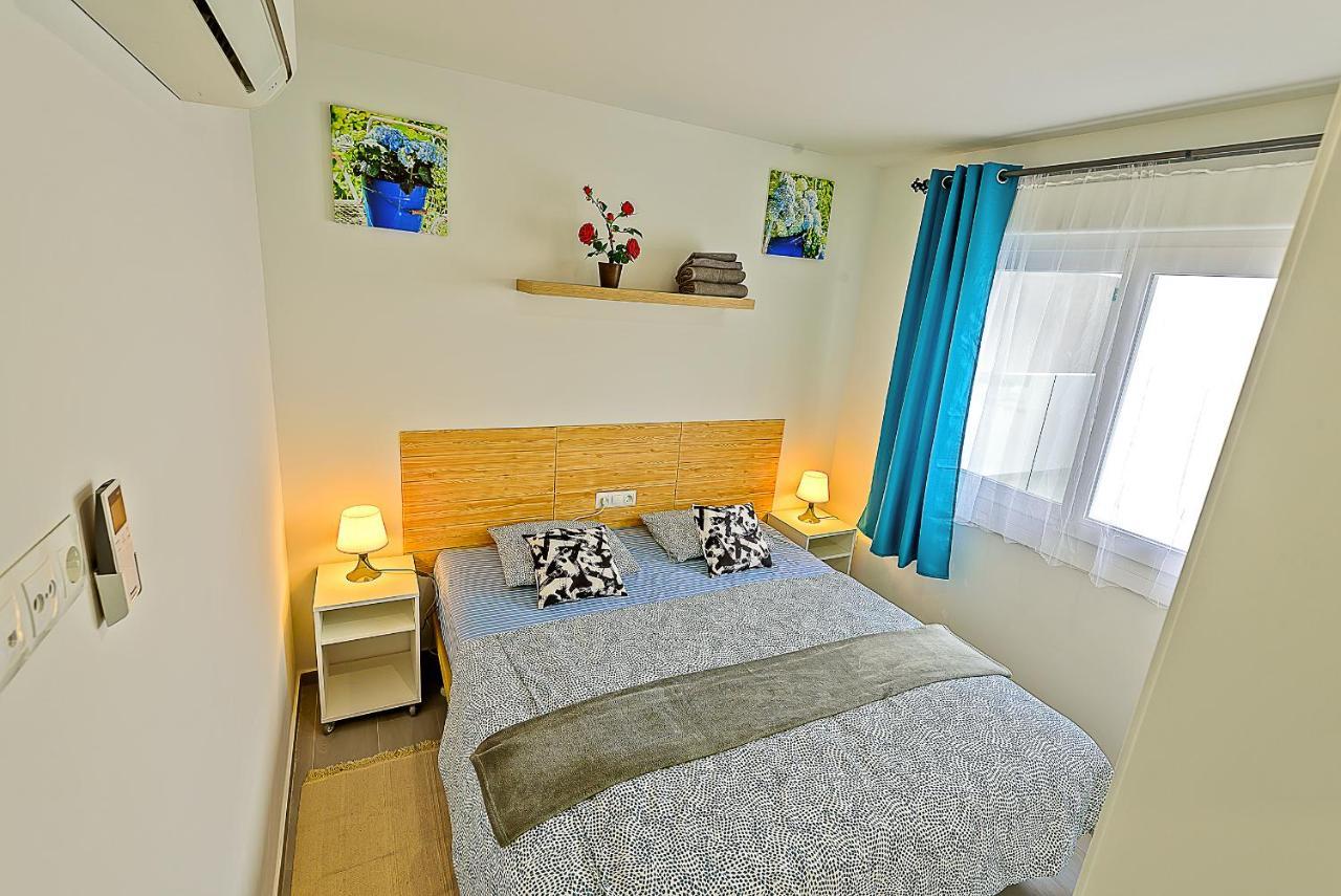 Oceanfront Duplex With A Rooftop Pool And Terrace Ель-Пуерто-де-Санта-Марія Екстер'єр фото